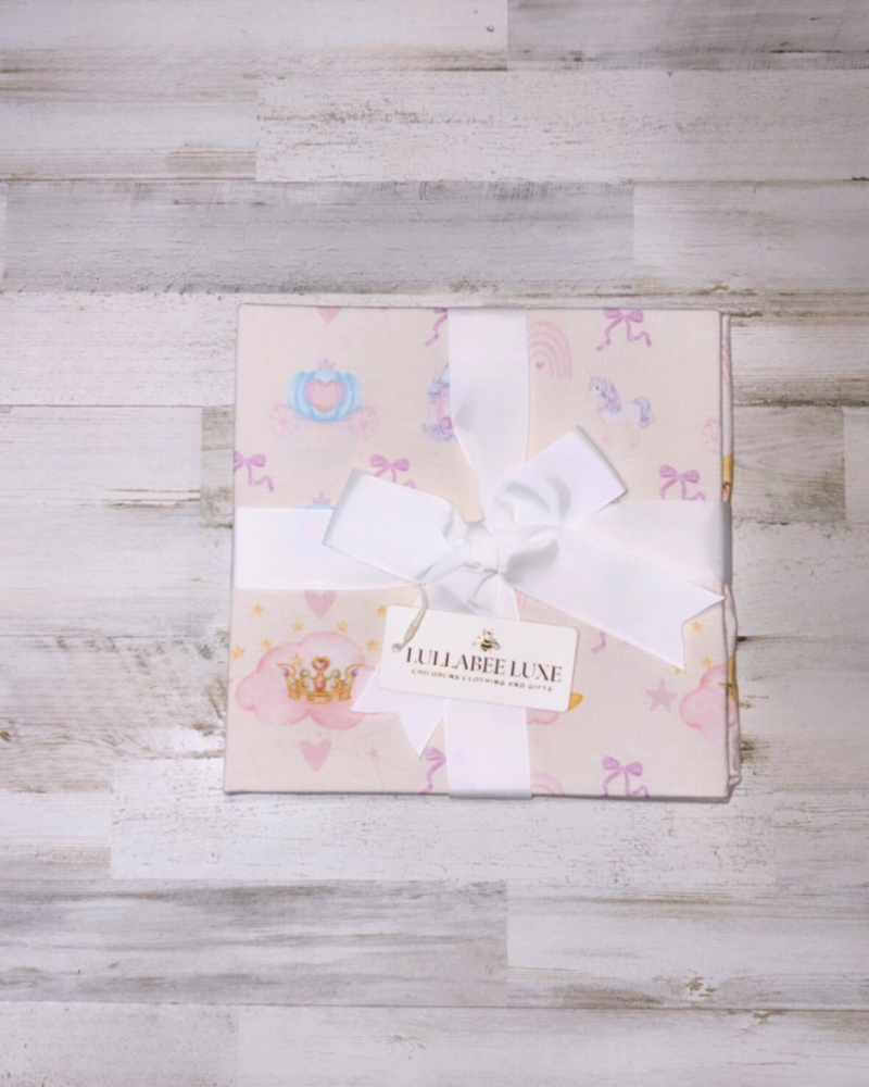 Unicorn and Castles Swaddle