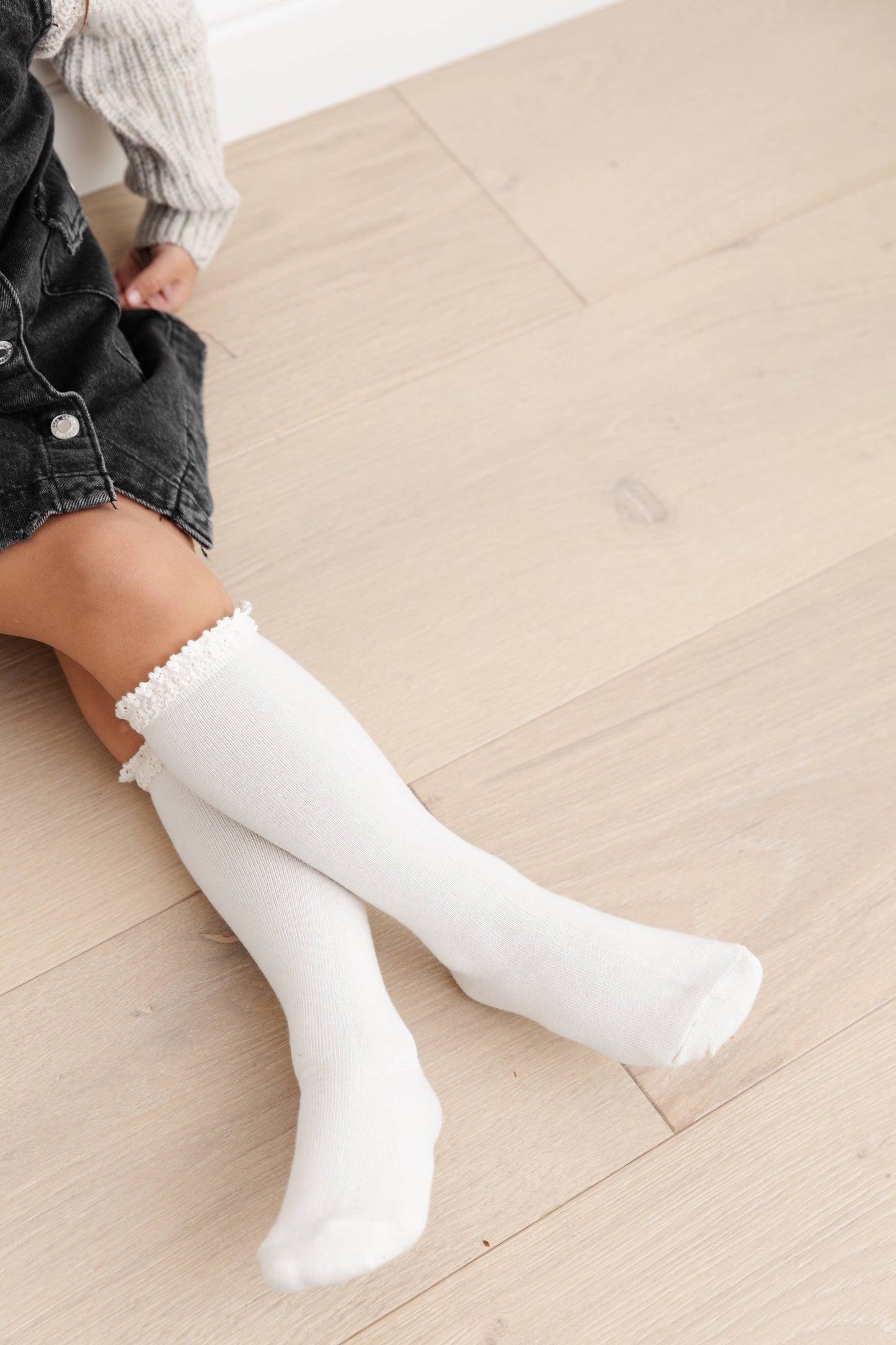 Ivory Ruffle Lace Top Knee High Socks