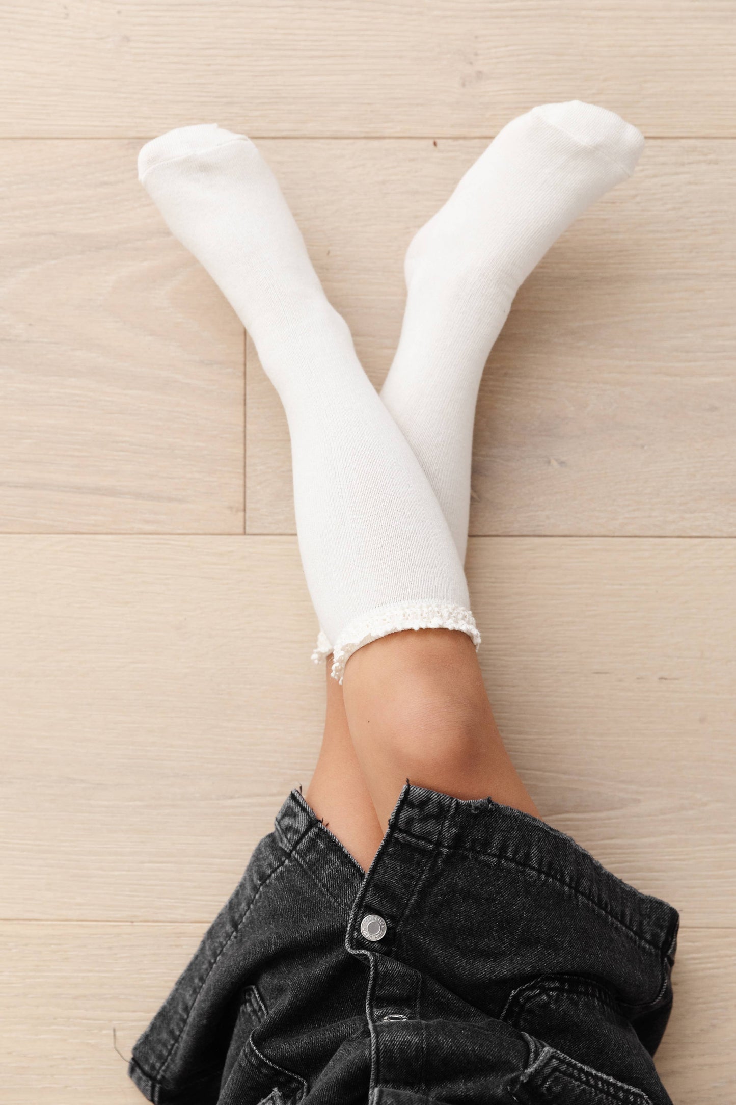 Ivory Ruffle Lace Top Knee High Socks